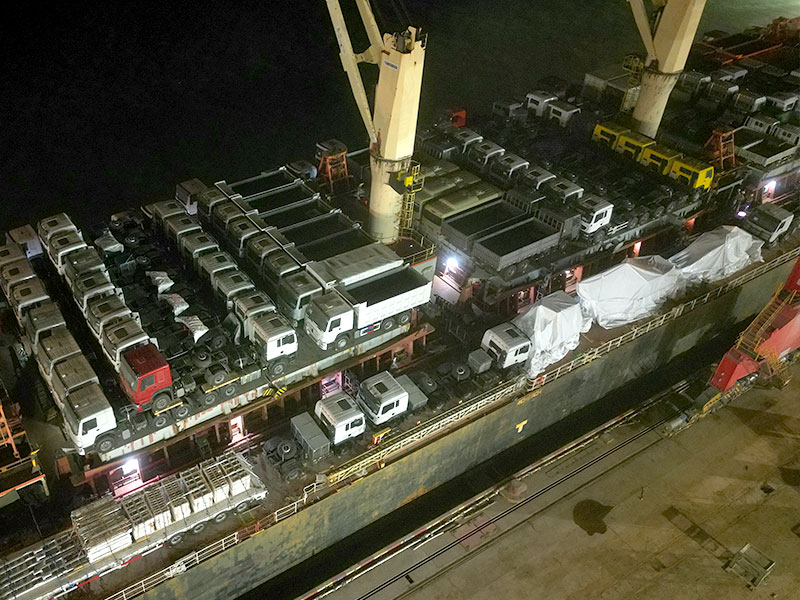 6 units Howo truck head on the ship for Senegal - HOWO Truck Export Successful Case | Heavy Duty Vehicle Delivery