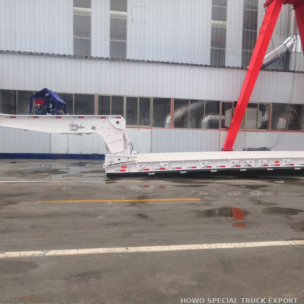 Semi-remorque porte-engins col de cygne démontable hydraulique 3 essieux 80 t 3 AXLE 80TON LOWBOY TRAILER — photo 4 sur 6
