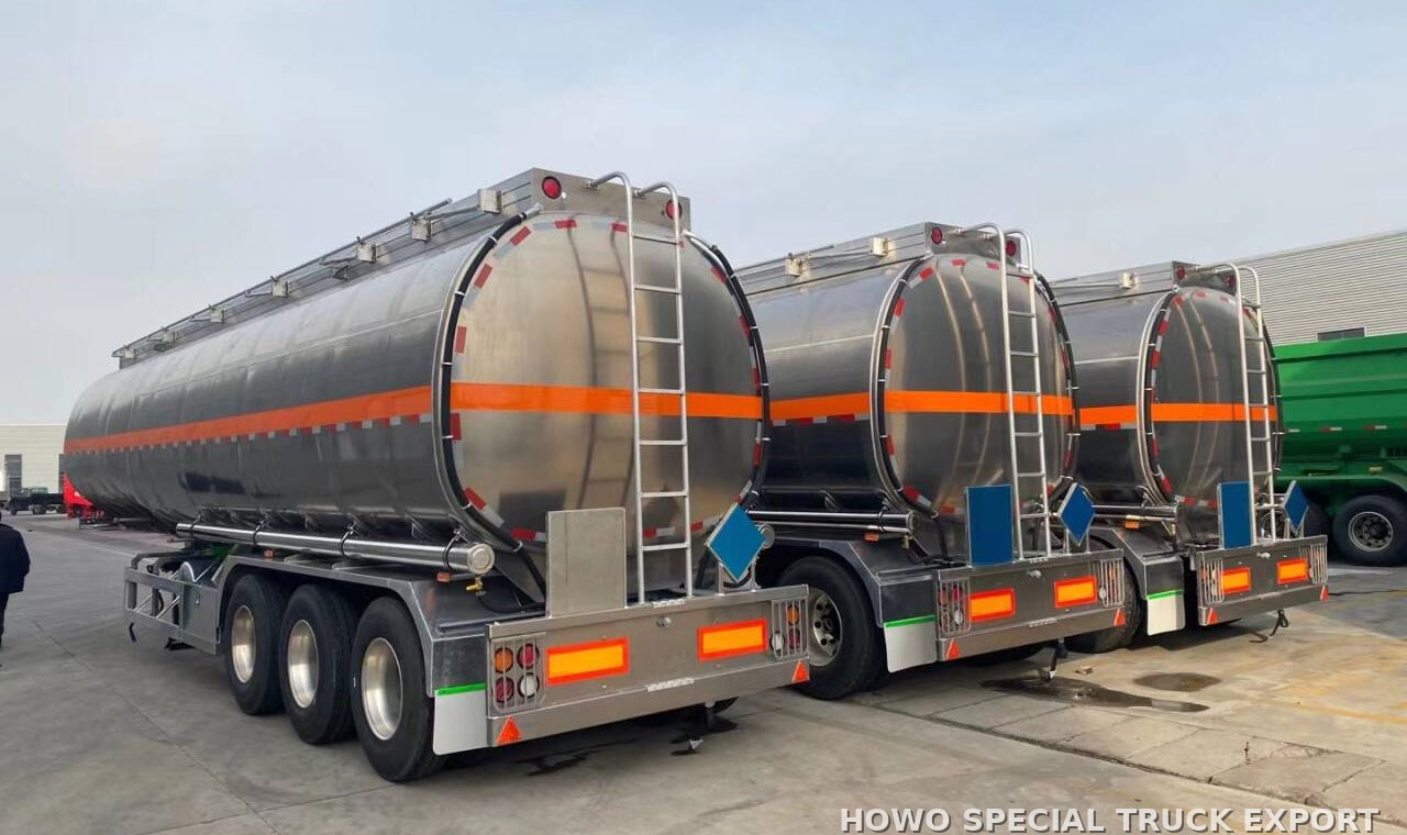 Semi-remorque citerne aluminium 3 essieux 50 000 L 3 AXLE ALUMINUM TANKER 50000L — photo de détail 3 sur 4