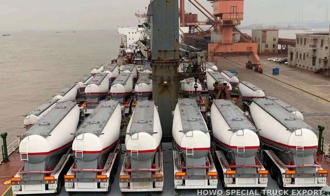 Semi-remorque citerne à ciment 3 essieux 45 t 3 AXLE BULKER CEMENT 45TON — traitement anticorrosion par cire et préparation pour l’expédition maritime en RORO