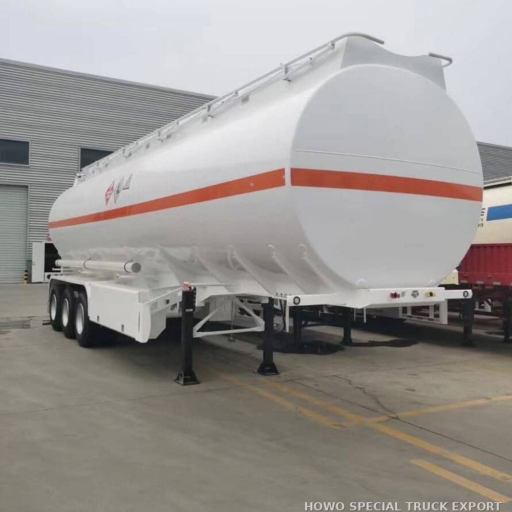 Semi-remorque citerne acier 3 essieux 45 000 L 3 AXLE CARBON STEEL TANKER 45000L — photo 2 sur 6
