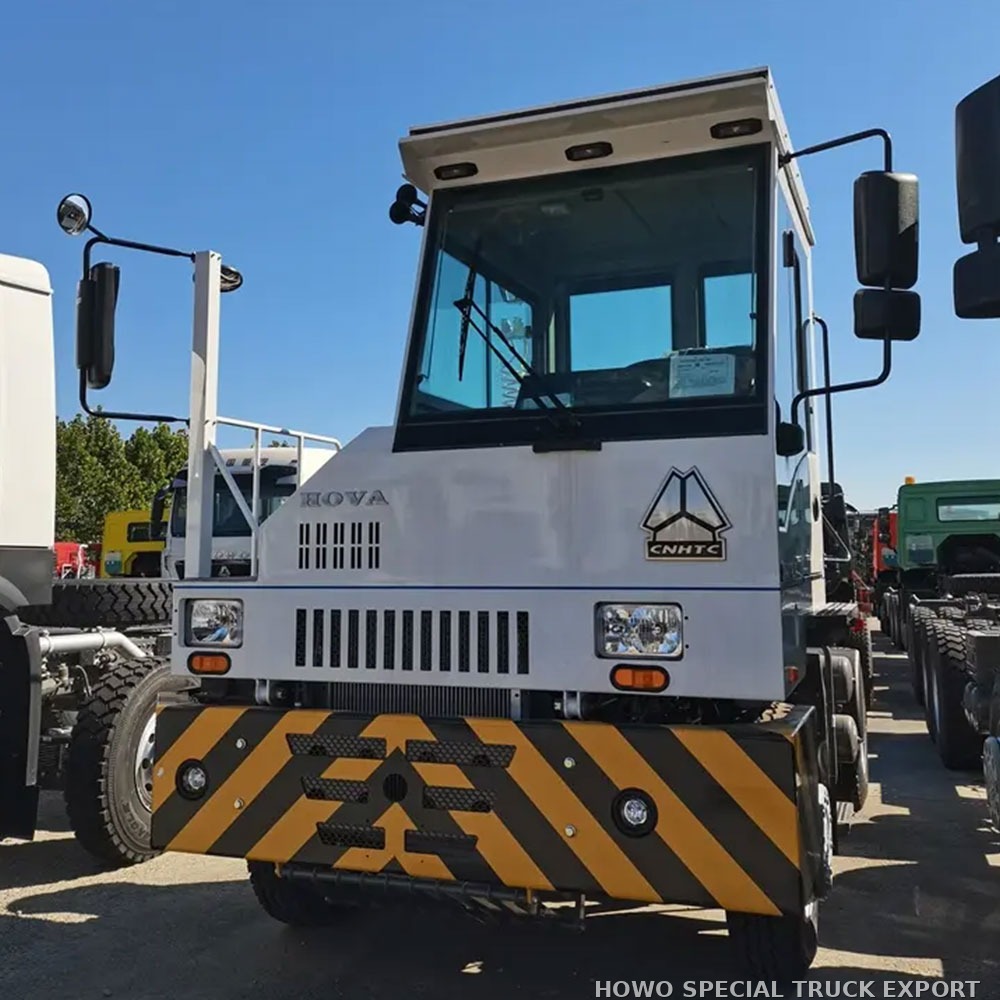Tracteur de terminal portuaire HOWO 4x2 HOWO 4X2 PORT TERMINAL TRUCK — photo 2 sur 6