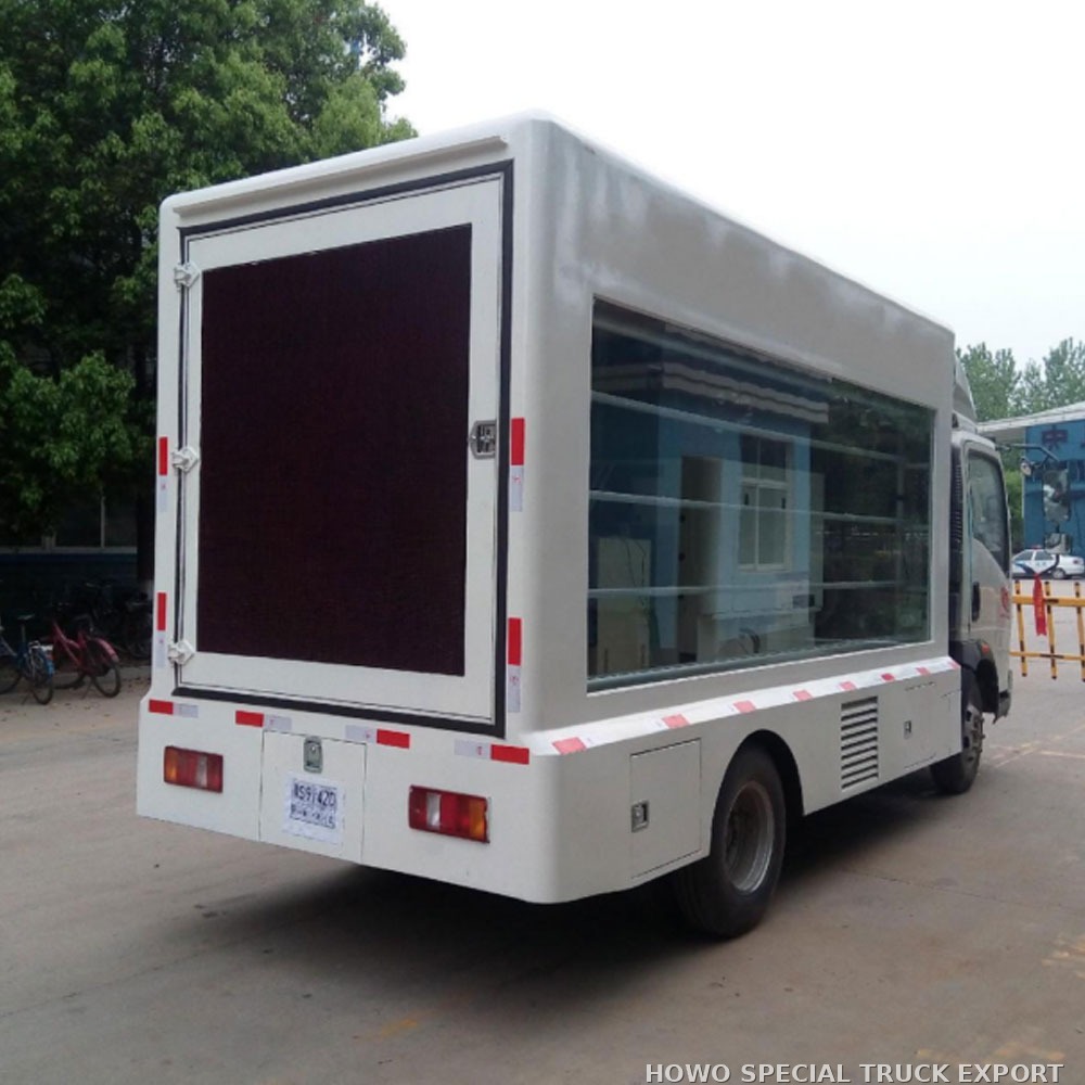 Camion publicitaire / roadshow HOWO 4x2 HOWO 4X2 ROADSHOW ADVERTISEMENT TRUCK — photo 4 sur 6