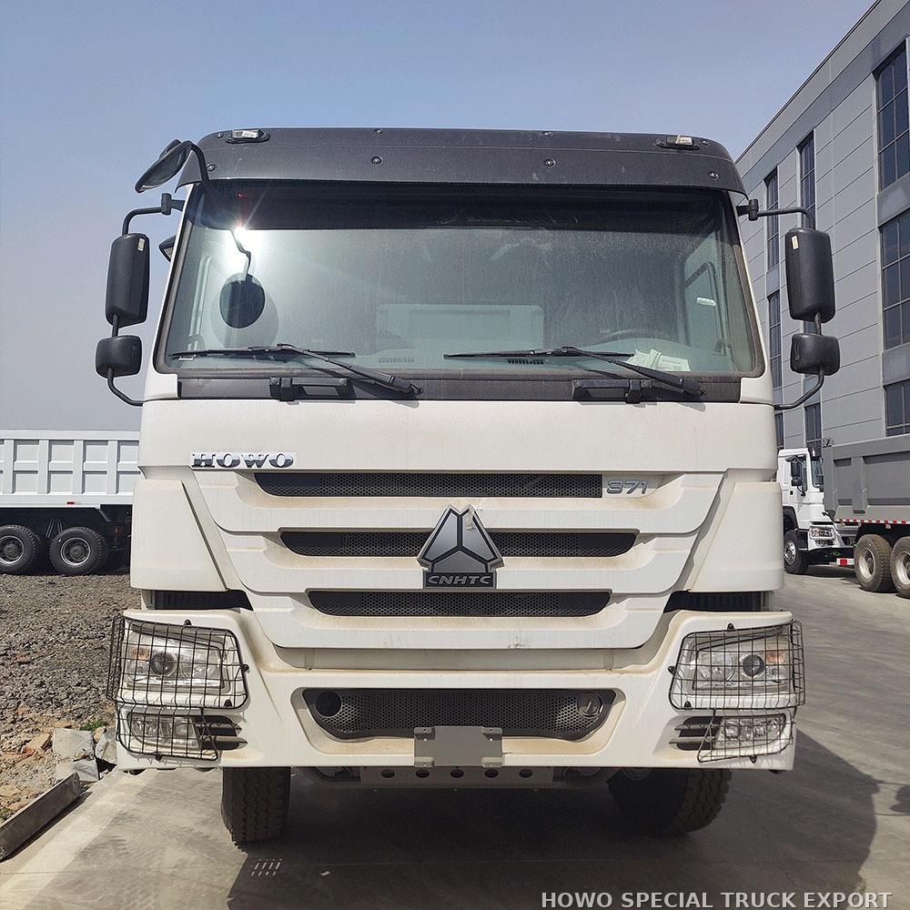 Camion-benne HOWO 6x4 371 ch HOWO 6X4 DUMP TRUCK 371HP — photo 2 sur 6