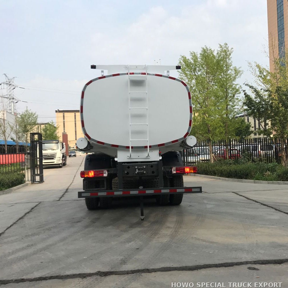 Camion-citerne à carburant HOWO 6x4 20 000 L HOWO 6X4 FUEL TRUCK 20000L — photo 4 sur 6