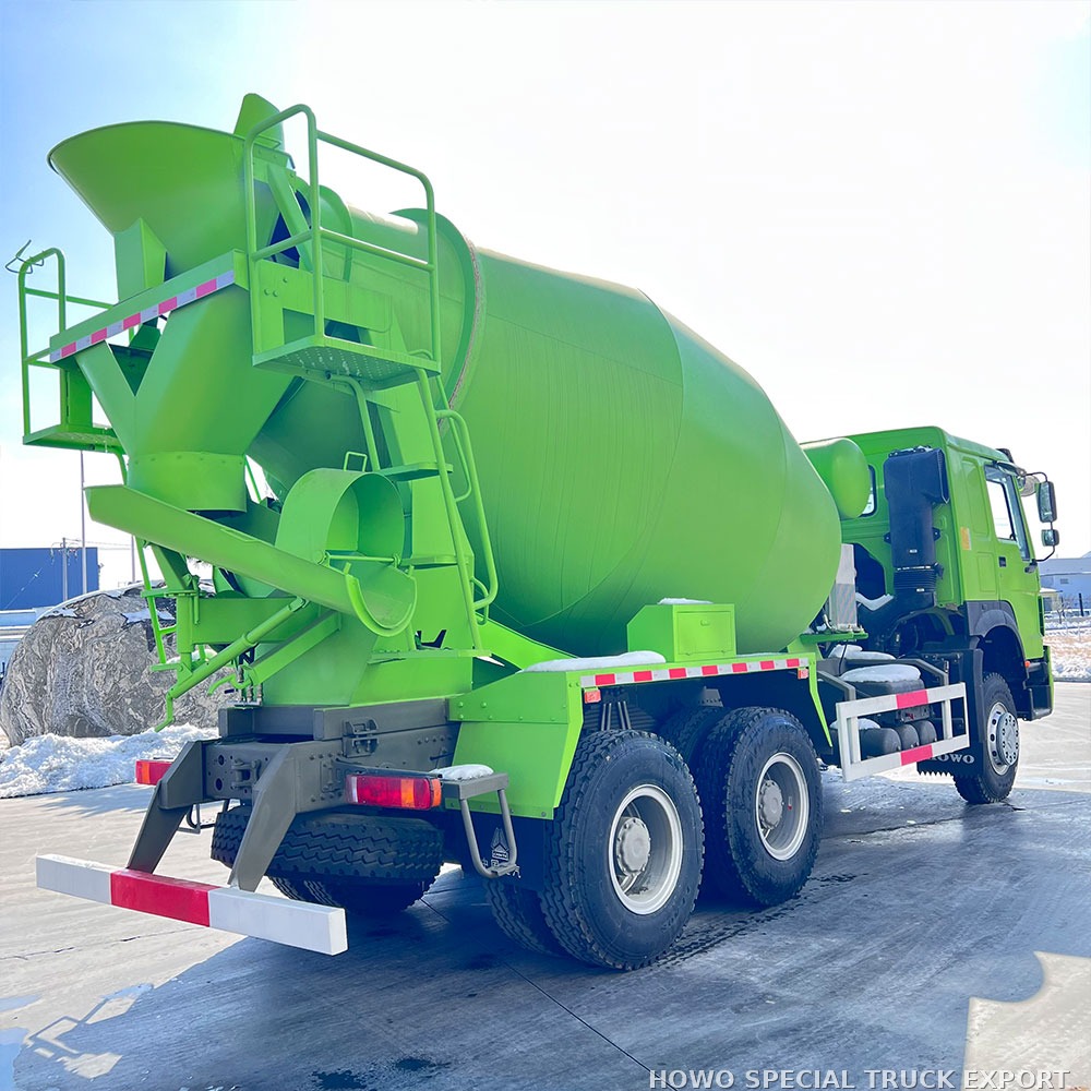 Camion malaxeur à béton HOWO 6x4 10 m³ HOWO 6X4 MIXER TRUCK 10CBM — photo 6 sur 6