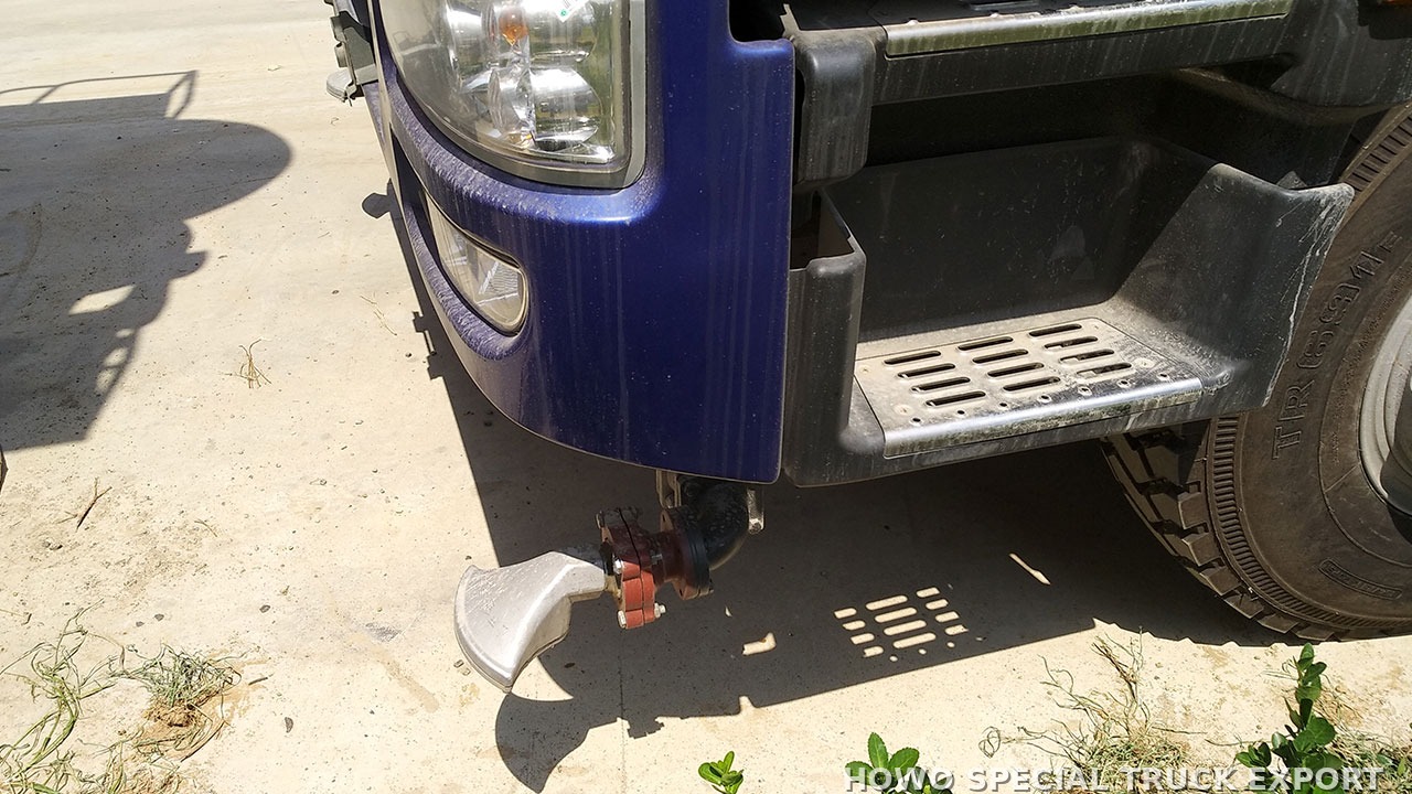 Camion arroseur HOWO 6x4 20 000 L HOWO 6X4 WATER SPRINKLE TRUCK 20000L — photo de détail 1 sur 4