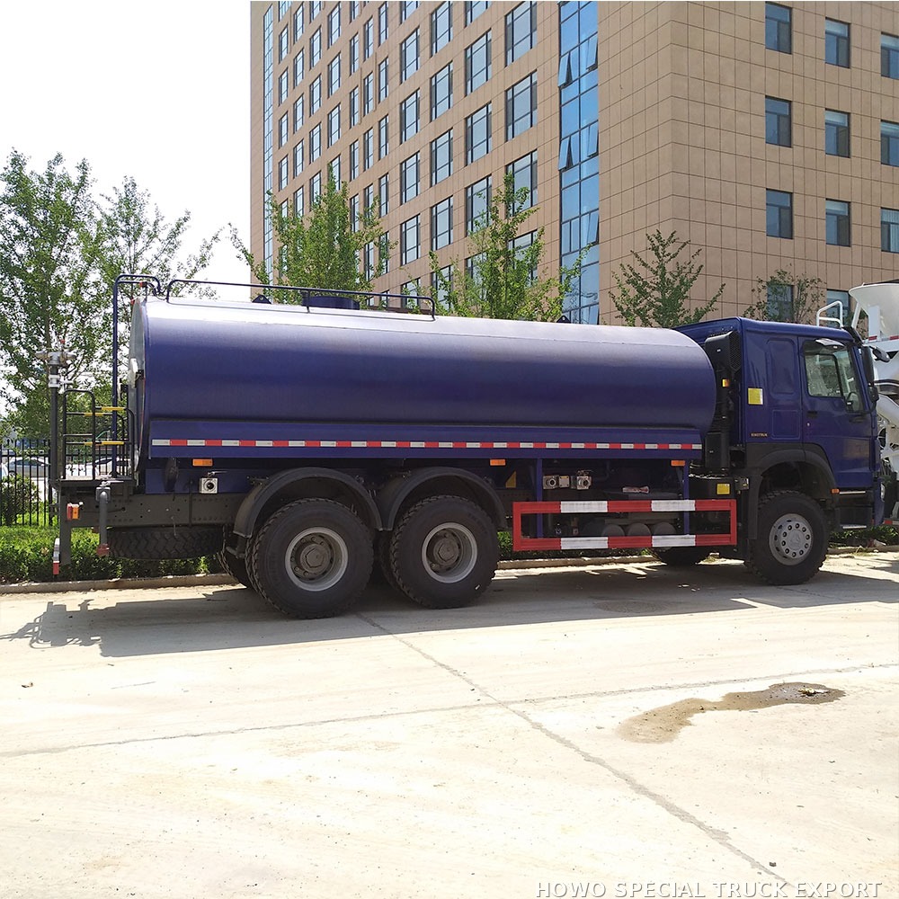 Camion arroseur HOWO 6x4 20 000 L HOWO 6X4 WATER SPRINKLE TRUCK 20000L — photo 3 sur 6