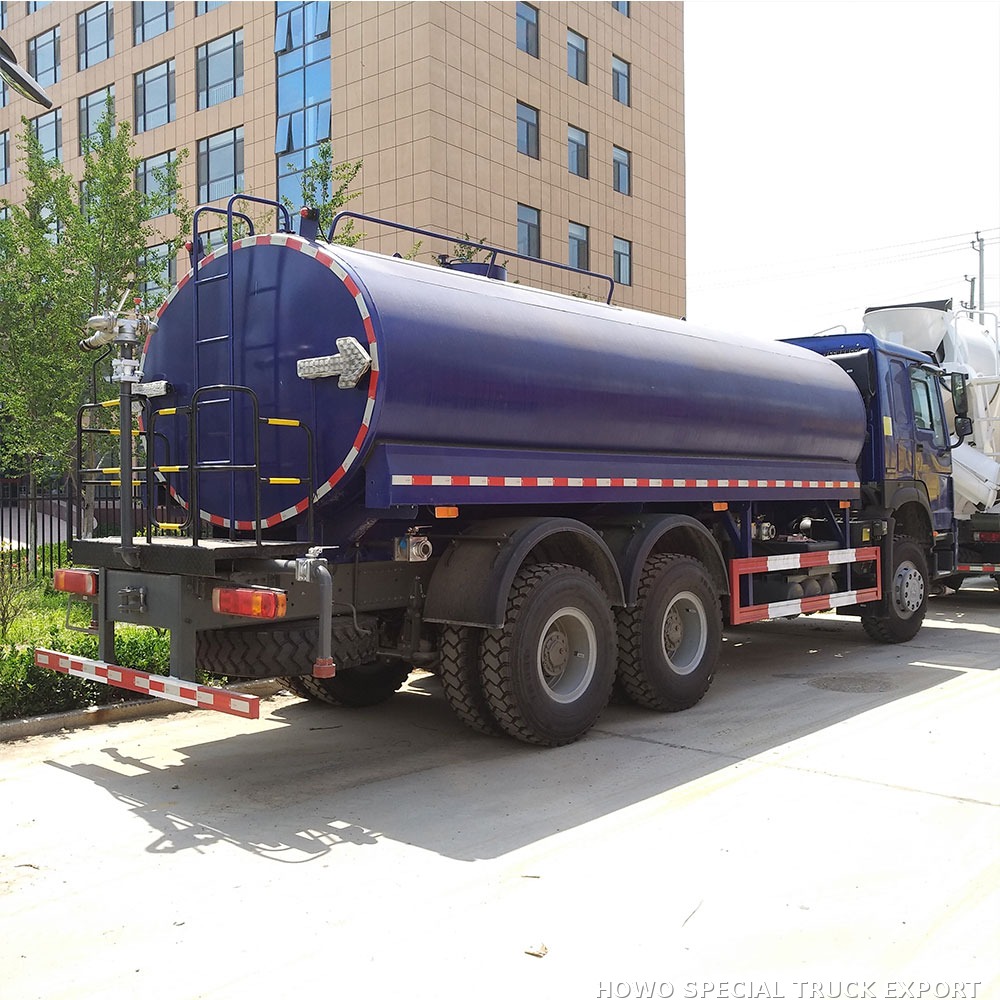 Camion arroseur HOWO 6x4 20 000 L HOWO 6X4 WATER SPRINKLE TRUCK 20000L — photo 4 sur 6
