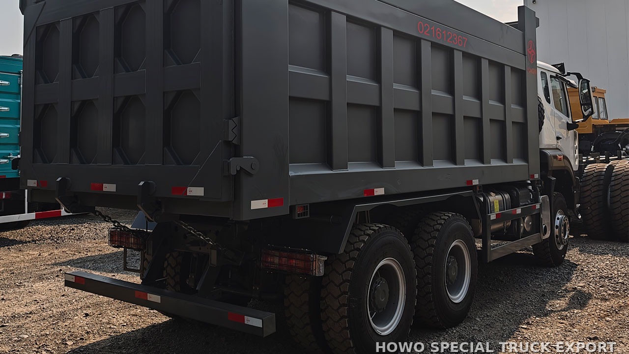 Camion-benne HOWO NX 6x4 371 ch HOWO NX 6X4 DUMP TRUCK 371HP — photo de détail 3 sur 4