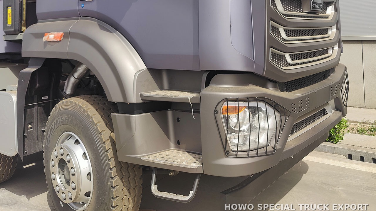 Camion-benne HOWO NX 8x4 400 ch HOWO NX 8X4 DUMP TRUCK 400HP — photo de détail 1 sur 4
