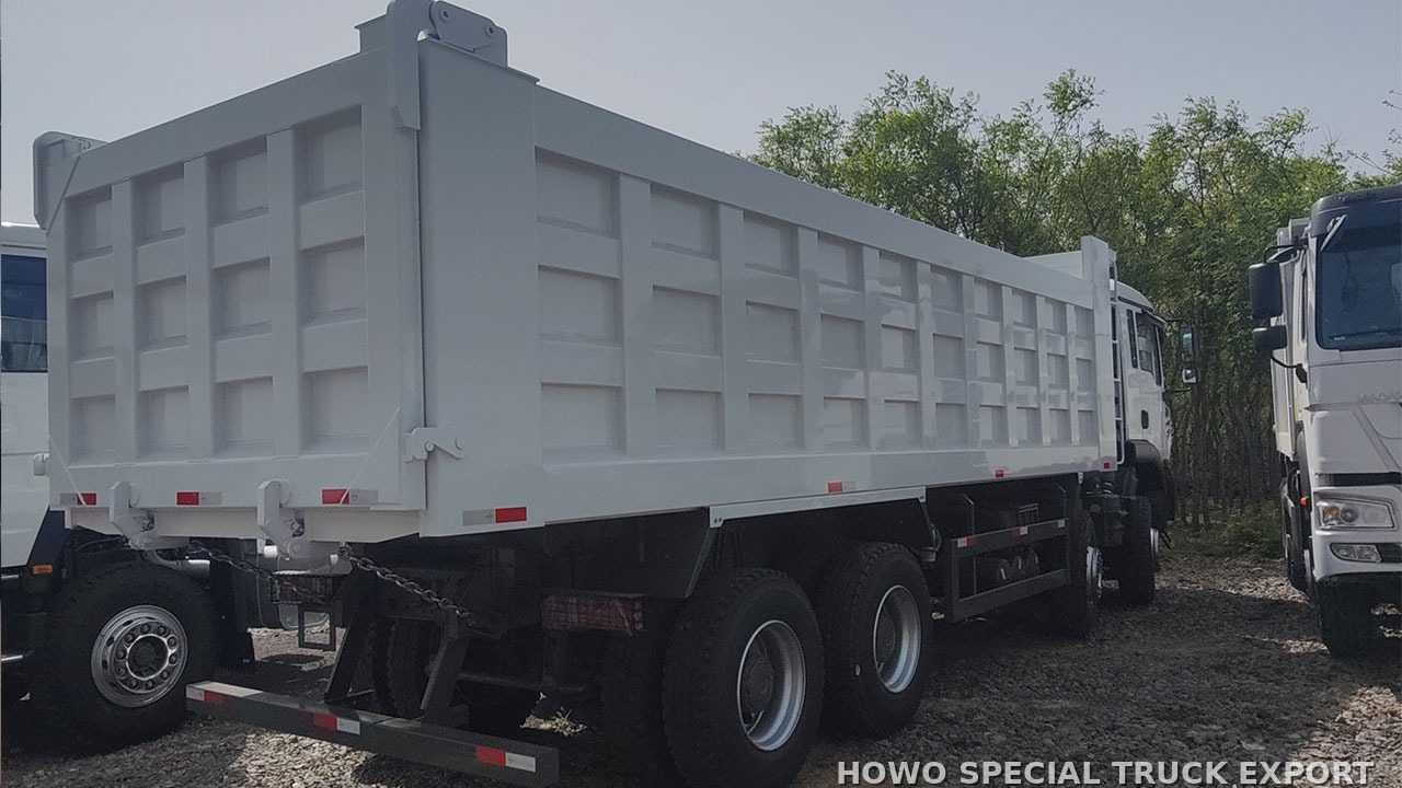 Camion-benne HOWO TX 8x4 400 ch HOWO TX 8X4 DUMP TRUCK 400HP — photo de détail 1 sur 4