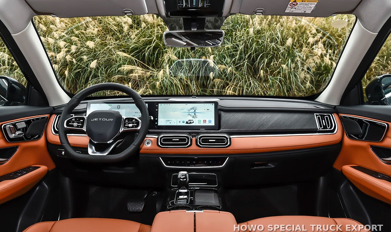 Jetour X70 Plus essence JETOUR X70 PLUS GASOLINE CAR — photo de détail 1 sur 4