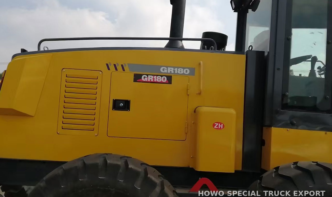 Niveleuse XCMG GR215 XCMG GR215 MOTOR GRADER — photo de détail 1 sur 4