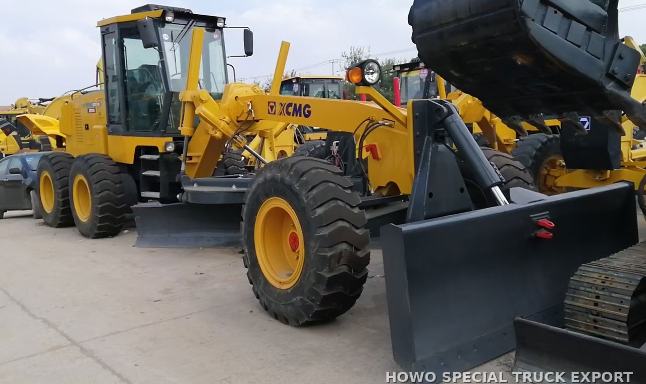 Niveleuse XCMG GR215 XCMG GR215 MOTOR GRADER — photo de détail 4 sur 4
