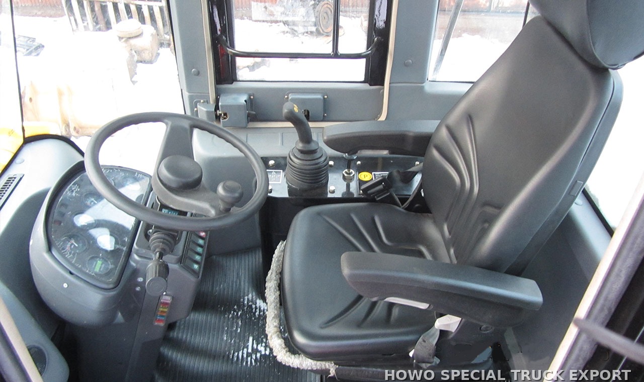 Chargeuse sur pneus XCMG LW500FN XCMG LW500FN WHEEL LOADER — photo de détail 4 sur 4