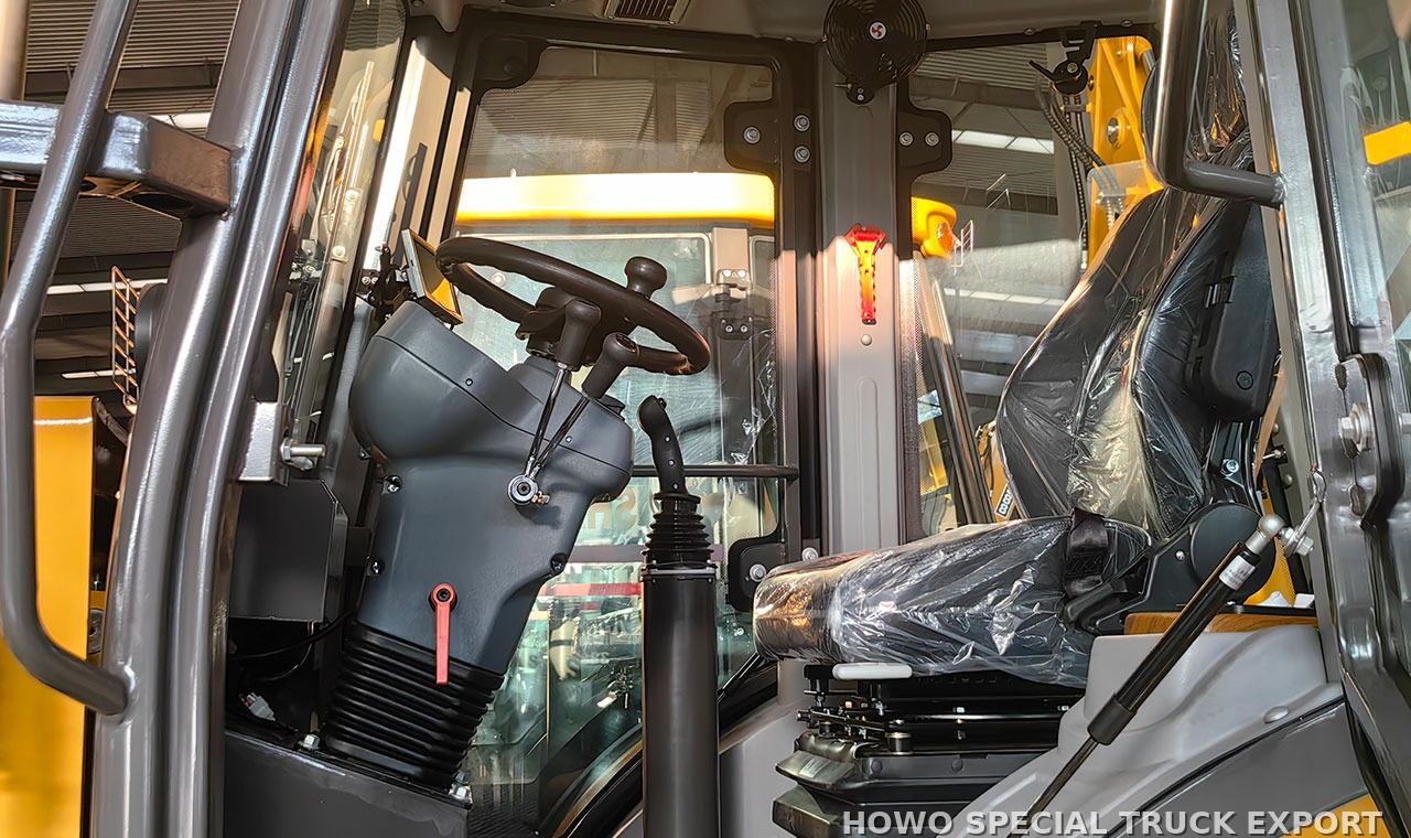 Tractopelle XCMG WZ30-25 XCMG WZ 30 25 BACKHOE LOADER — photo de détail 1 sur 4