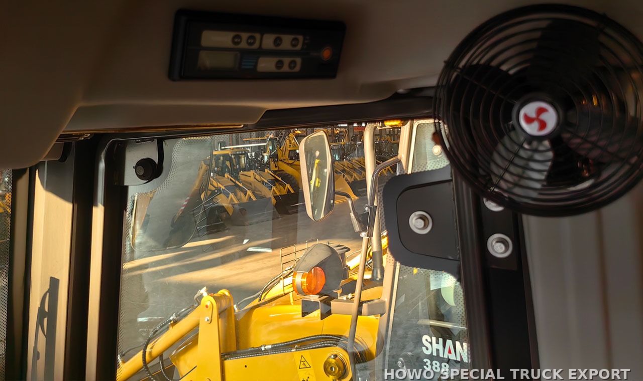 Tractopelle XCMG WZ30-25 XCMG WZ 30 25 BACKHOE LOADER — photo de détail 4 sur 4